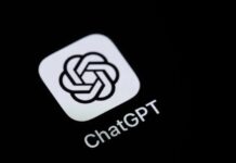 Após acordo com governo dos EUA, desinstalações do ChatGPT disparam