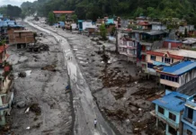 Idosa é encontrada viva 10 dias após avalanche no Nepal