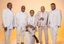 Fundo de Quintal comemora 50 anos de carreira com show especial no Rio