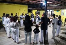 Maricá promove roda de capoeira para acolhidos da Casa Abrigo de Itaipuaçu